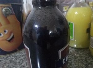 Una foto de Licor tipo Tía María