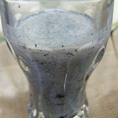 A picture of Black (or White) Sesame and Honey Soy Milk Drink.