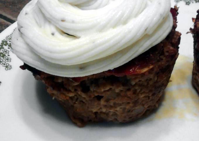 Meatloaf Cupcakes W/ Mashed Potato Frosting