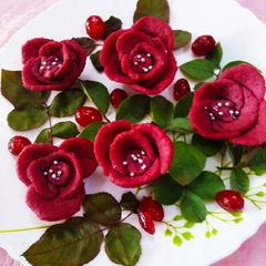 Beetroot rose bouquet A picture of Beetroot rose bouquet.