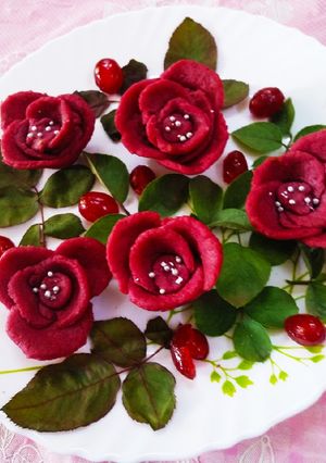 A picture of Beetroot rose bouquet.