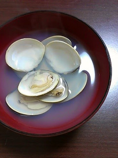 A picture of Simple and Delicious Hamaguri Clam Soup.