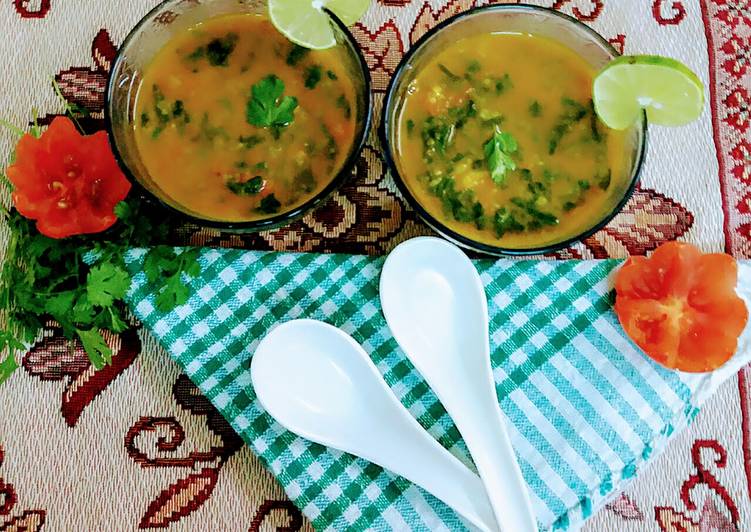 Simple Way to Prepare Ultimate Lentil Tomato and Spinach Soup