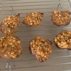 A picture of Muesli cookies.