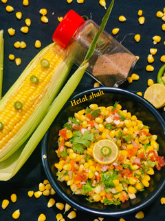 સ્વીટ કોર્ન સલાડ (Sweet Corn Salad Recipe In Gujarati) રેસીપી મુખ્ય ફોટો