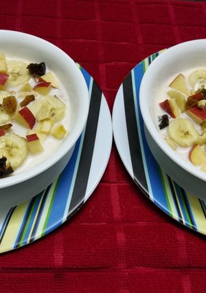 A picture of Instant Strawberry Oats Muesli for Breakfast.