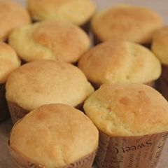 A picture of Maple Syrup Muffins with Pancake Mix.