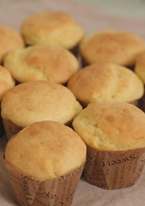 A picture of Maple Syrup Muffins with Pancake Mix.