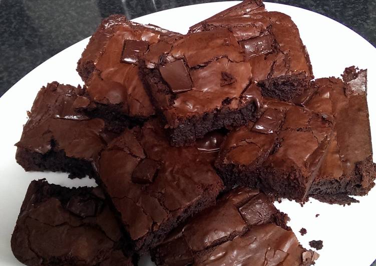 Step-by-Step Guide to Make Homemade chocolate fudge brownie