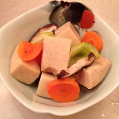A picture of Easy Simmered Bite-Sized Koya Dofu.