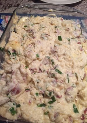A picture of Mashed Potatoes Made From Scratch😜.