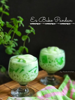 Foto resep Es Buko Pandan Kelapa Muda