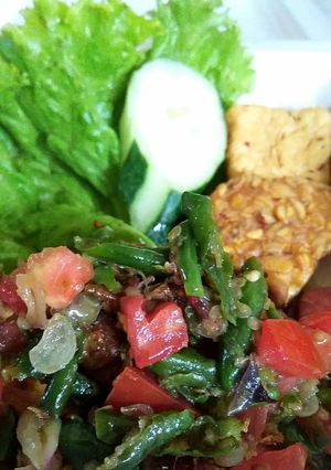 Foto resep Ayam Sambal Pecak