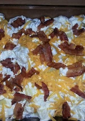 A picture of Loaded Potato Casserole.