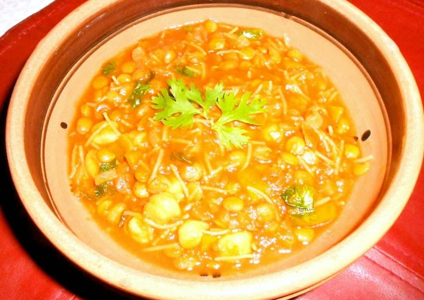 Essential Soup for Ramadan Harira