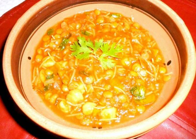 Recipe of Favorite Essential Soup for Ramadan Harira