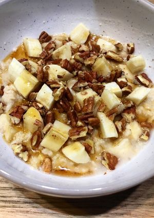 A picture of Pecan & Maple Syrup Porridge.