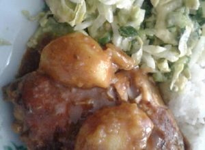 Una foto de Pollo en salsa de panela