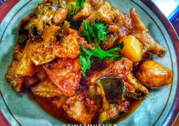 Ayam kecap pedas manis ala minang