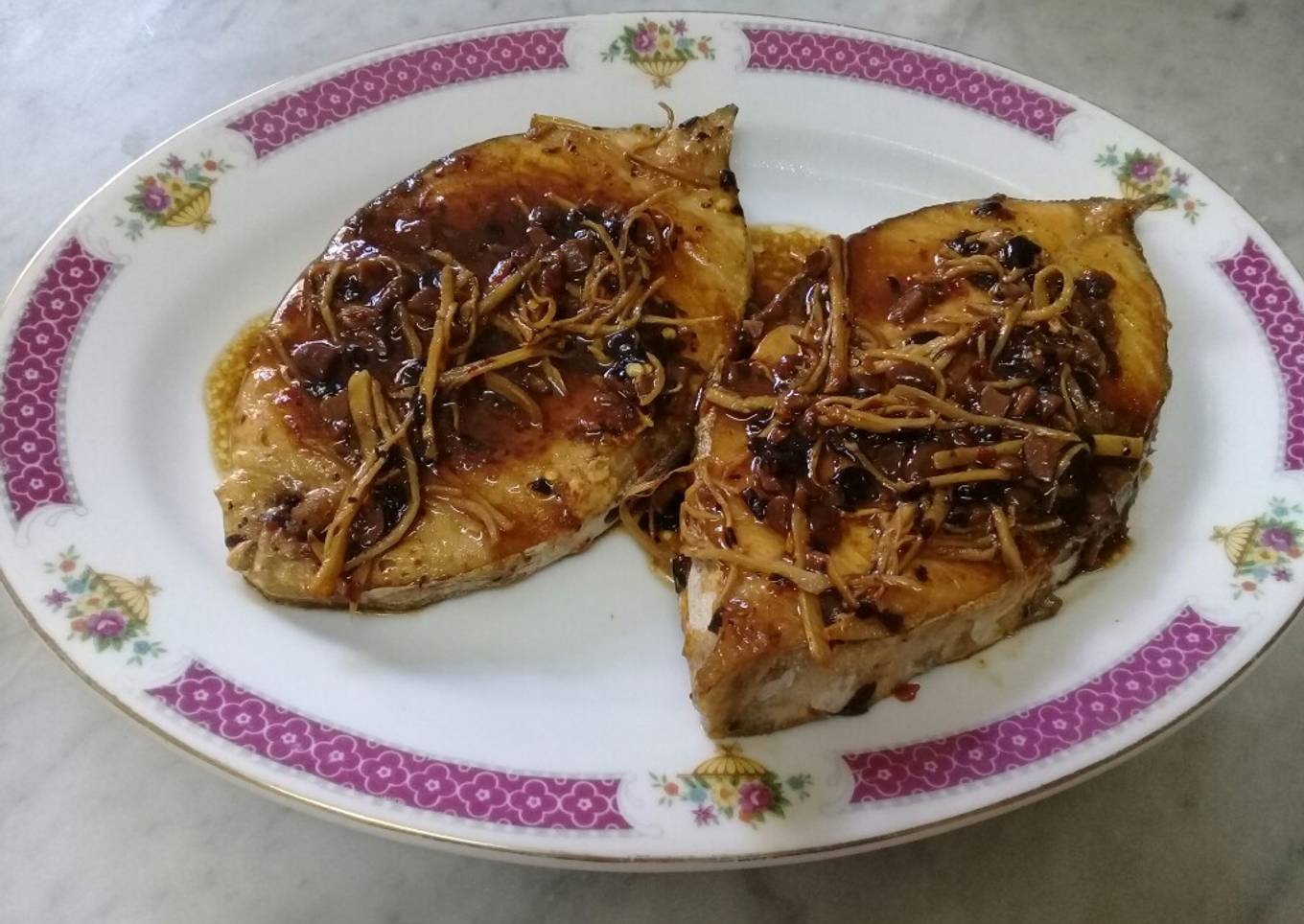 Steak tuna kacang hitam