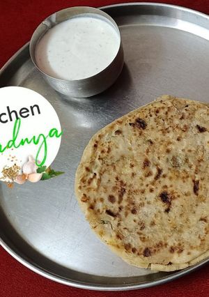 A picture of Aloo🥔paratha 😋😋.