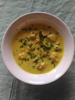 चना दाल कड़ी बड़ी (Chana dal kadhi badi recipe in hindi) रेसिपी मुख्य फोटो