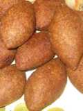 Kibbeh meatballs - kibbeh 'rass