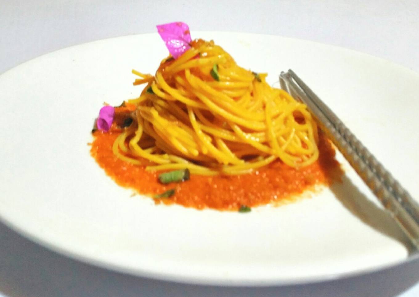 Pasta Cinnamon flavoured sauce