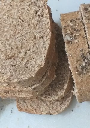 Una foto de Pan de molde integral 🍞🖤