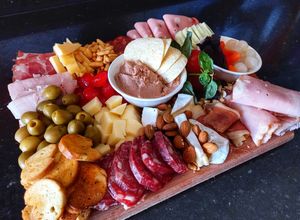 Una foto de Picada Festiva #2 🥂🍾🎉🎈🎊
