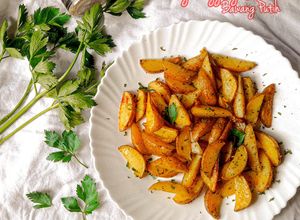 Foto resep 211. Roasted Garlic Potatoes (Kentang Wedges Aroma Bawang Panggang)