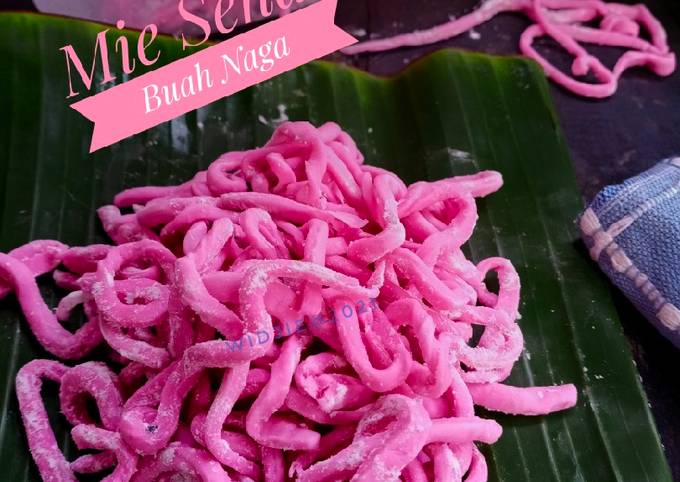 Cara Gampang Membuat Mie Sehat Buah Naga Anti Gagal