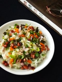 A picture of Curd Poha.
