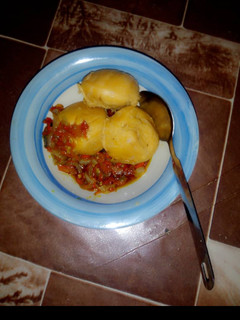 A picture of Moi moi with ata sauce.