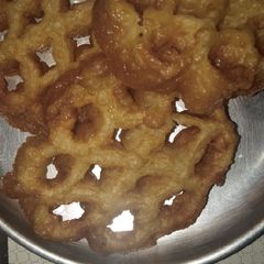 A picture of Flower Chakli achumuruku.