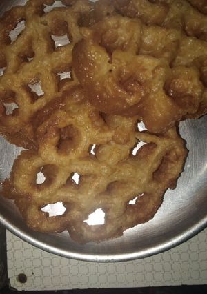 A picture of Flower Chakli achumuruku.