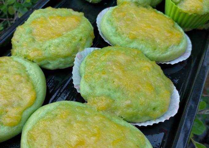 Langkah Mudah untuk Menyiapkan Roti isi Vla Durian yang Bisa Manjain Lidah