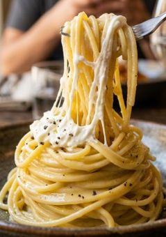 Una foto de Espaguetis "Oro Bianco" — 3 ingredientes, 15 minutos