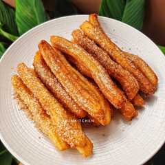 A picture of 108. Churros.
