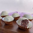 Trufas de pastel de chocolate y almendras
