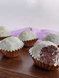 Trufas de pastel de chocolate y almendras