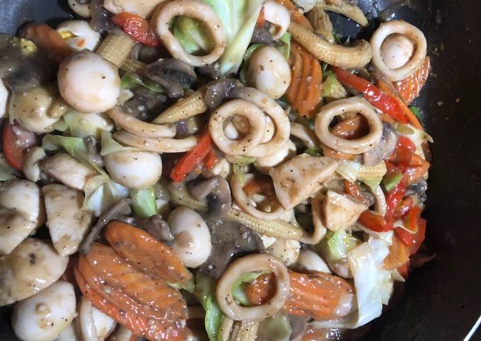 Chopsuey (Vegetables with Squids)