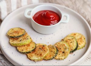 Une photo de Bouchées apéritives : courgettes croustillantes