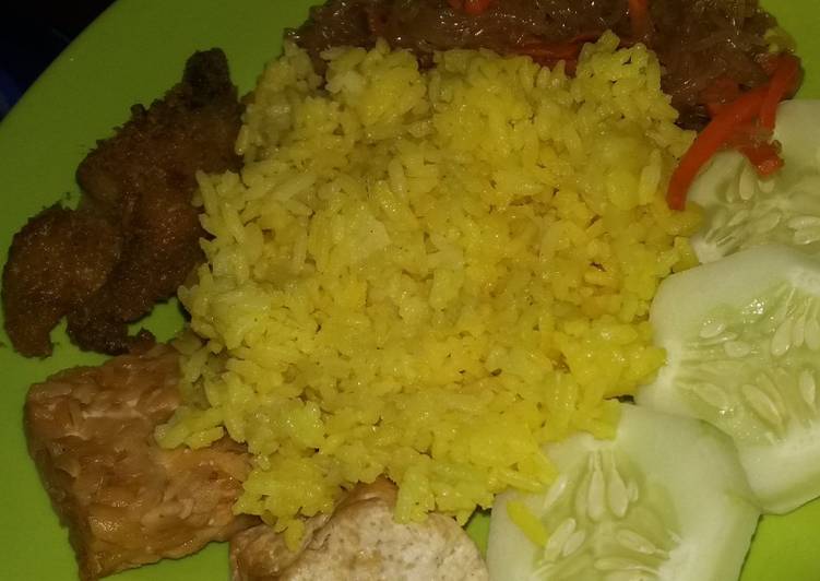 Nasi kuning