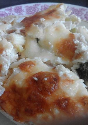 Sült brokkoli tésztával, sonkával és sajttal recept fotója