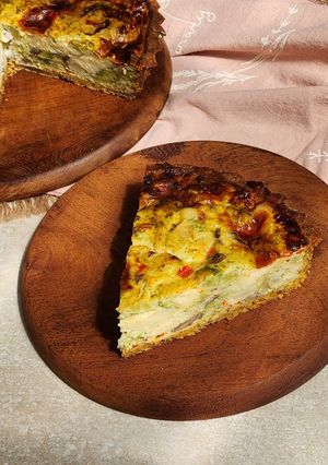 Una foto de 🍄🍄‍🟫🥦Tarta de brócoli y champiñones con masa de polenta #singluten 🥦🍄‍🟫🍄