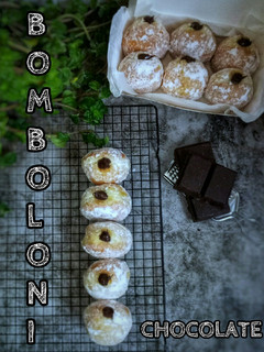 Foto resep Bomboloni with Chocolate Filling