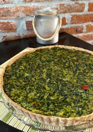 Una foto de 🥦 TARTA DE BRÓCOLI Y ESPINACA 🥦