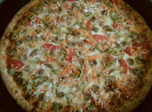 صورة لوصفة بيتزا الخضار 🍕 😋
