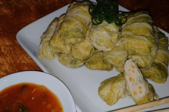 Cara Gampang Membuat Sawi Gulung Ayam Anti Gagal